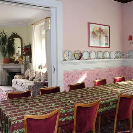 Les Airelles Bed & Breakfast 3*